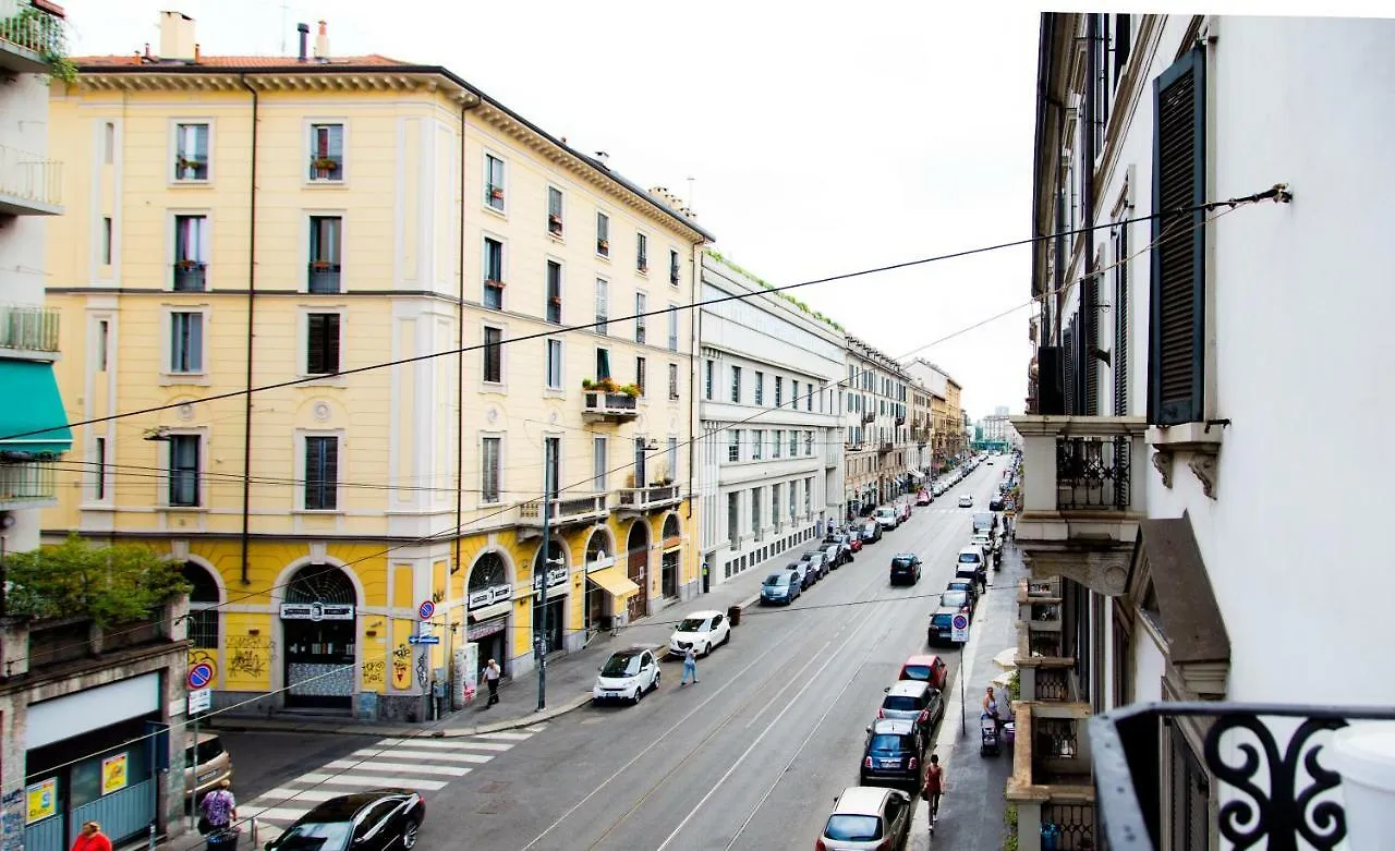 P&D Apartments Navigli - Porta Genova Milan